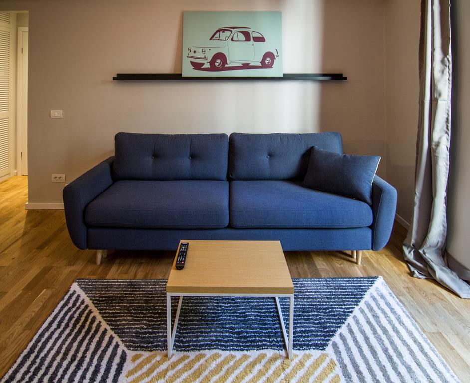 Old City Cosy Apartment Bukares Bagian luar foto