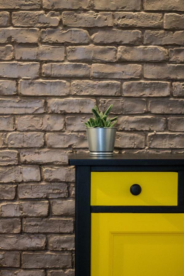 Old City Cosy Apartment Bukares Bagian luar foto